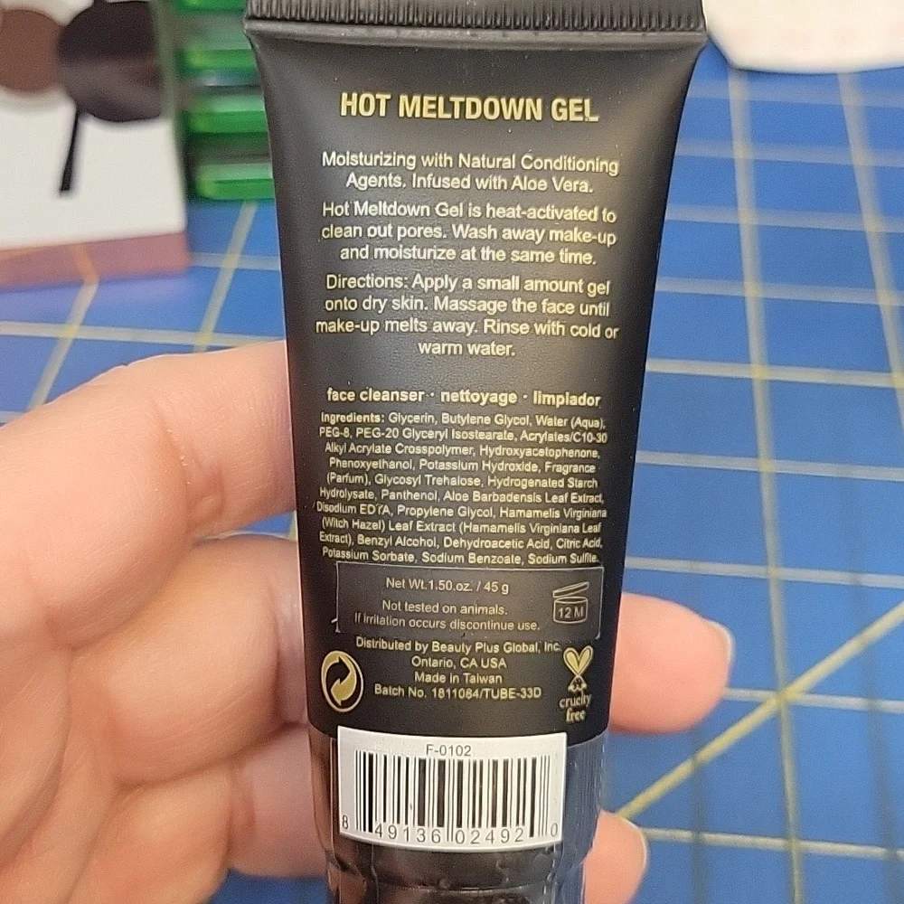 City Color Hot Meltdown Gel Face Cleaner 45g New Sealed Tube
